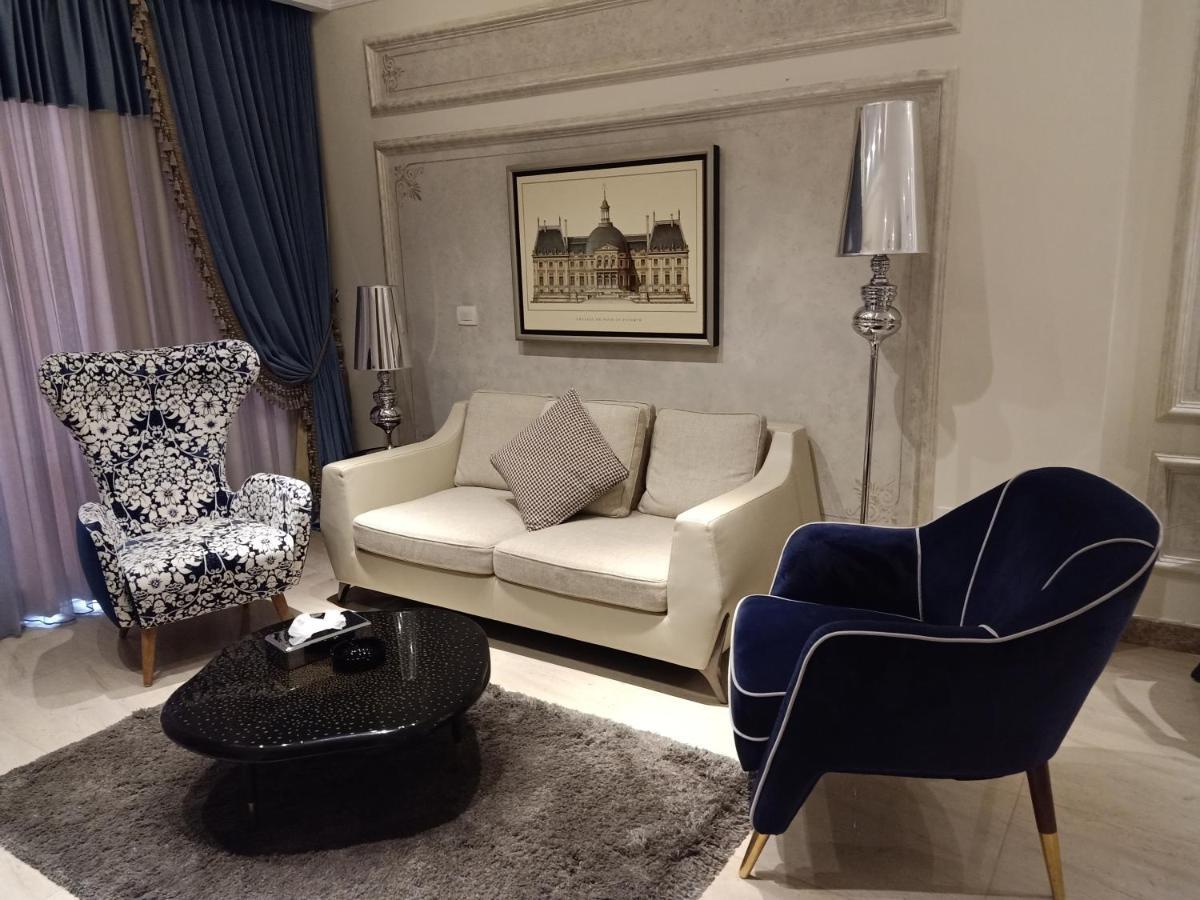 Fleet Club Mahrousa Alexandria Exterior foto A living room