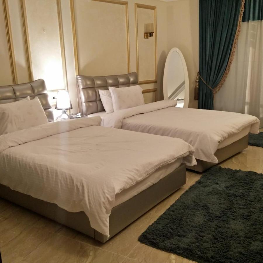 Fleet Club Mahrousa Alexandria Exterior foto A bedroom in the hotel